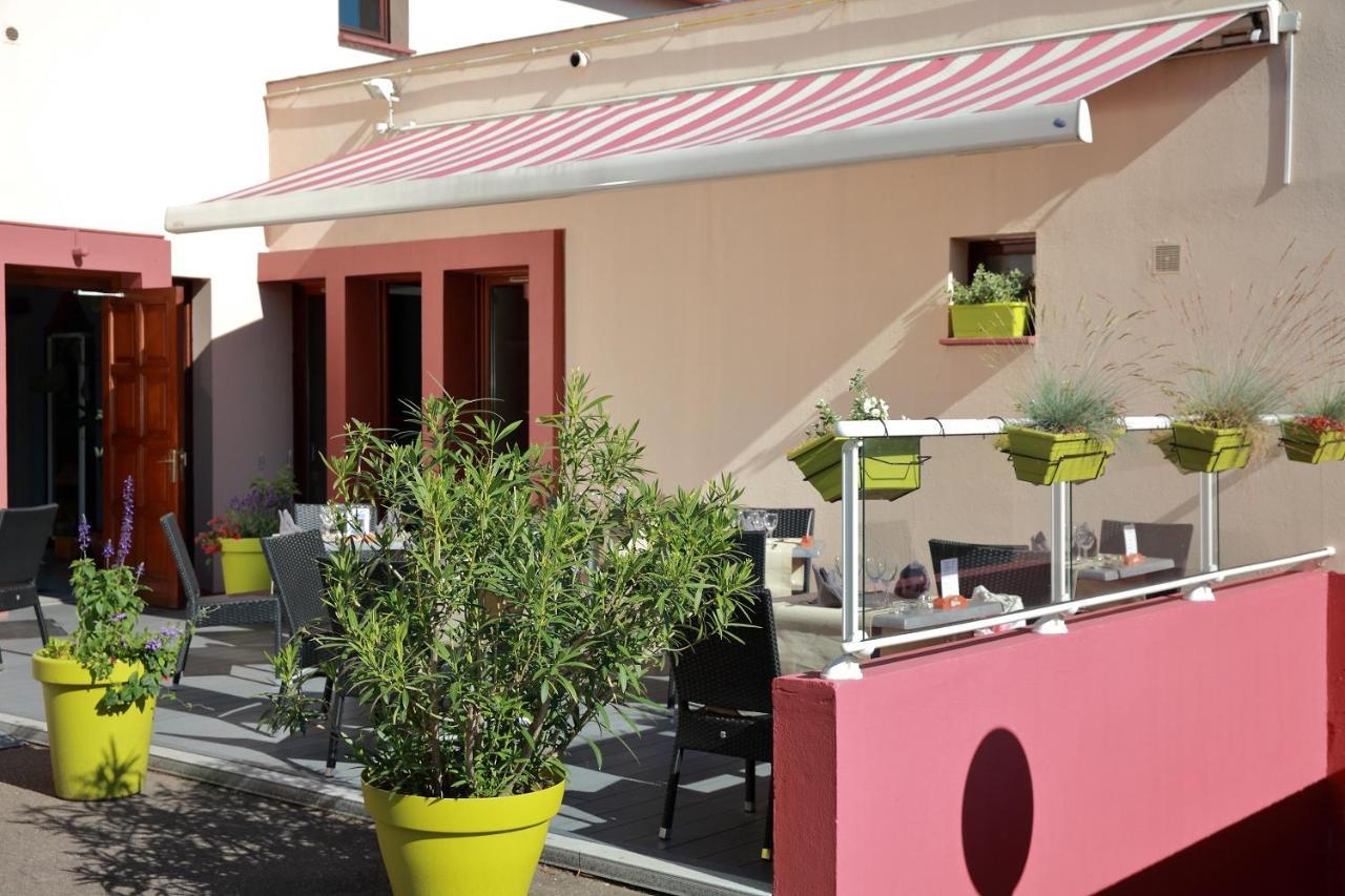 Logis Le Luth Hotel Mirecourt Kültér fotó