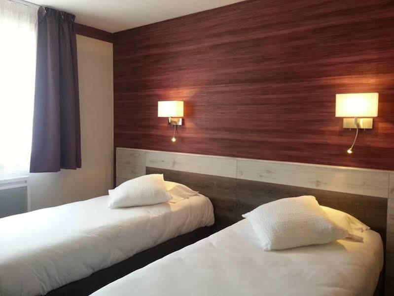 Logis Le Luth Hotel Mirecourt Kültér fotó